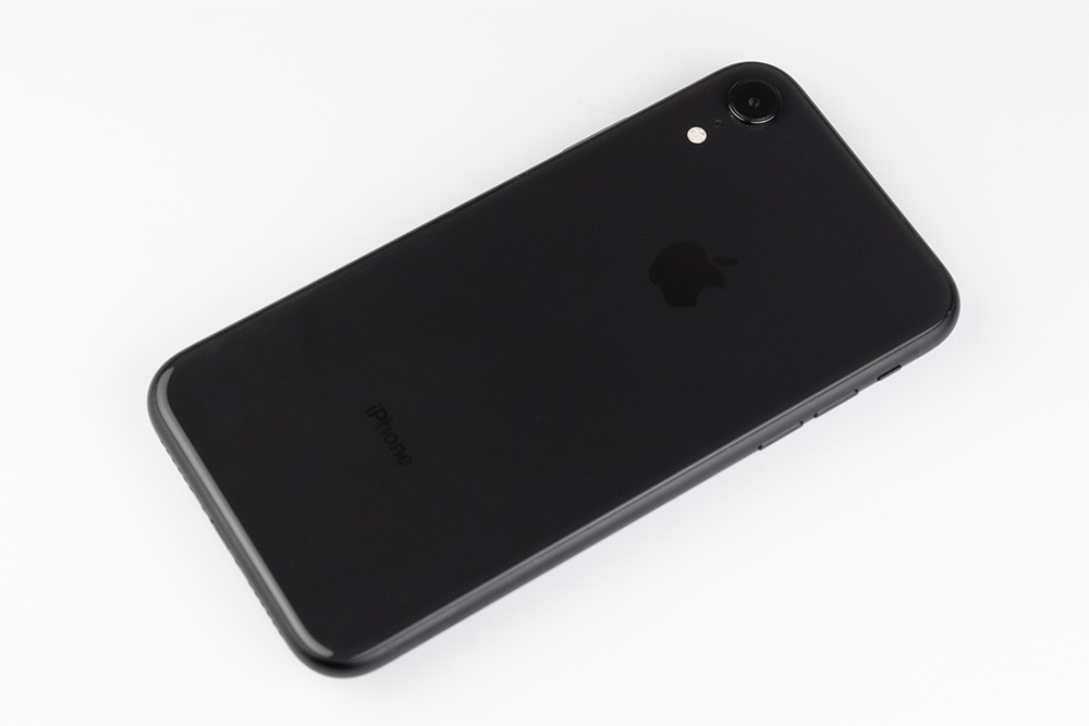 Exempel på iPhone i Grade A, bild 4 av 4, som visar produktens kosmetiska skick