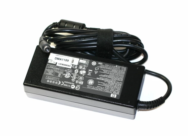 HP Compaq 125W 19V 6.5A laddare med Pin in tip - Original